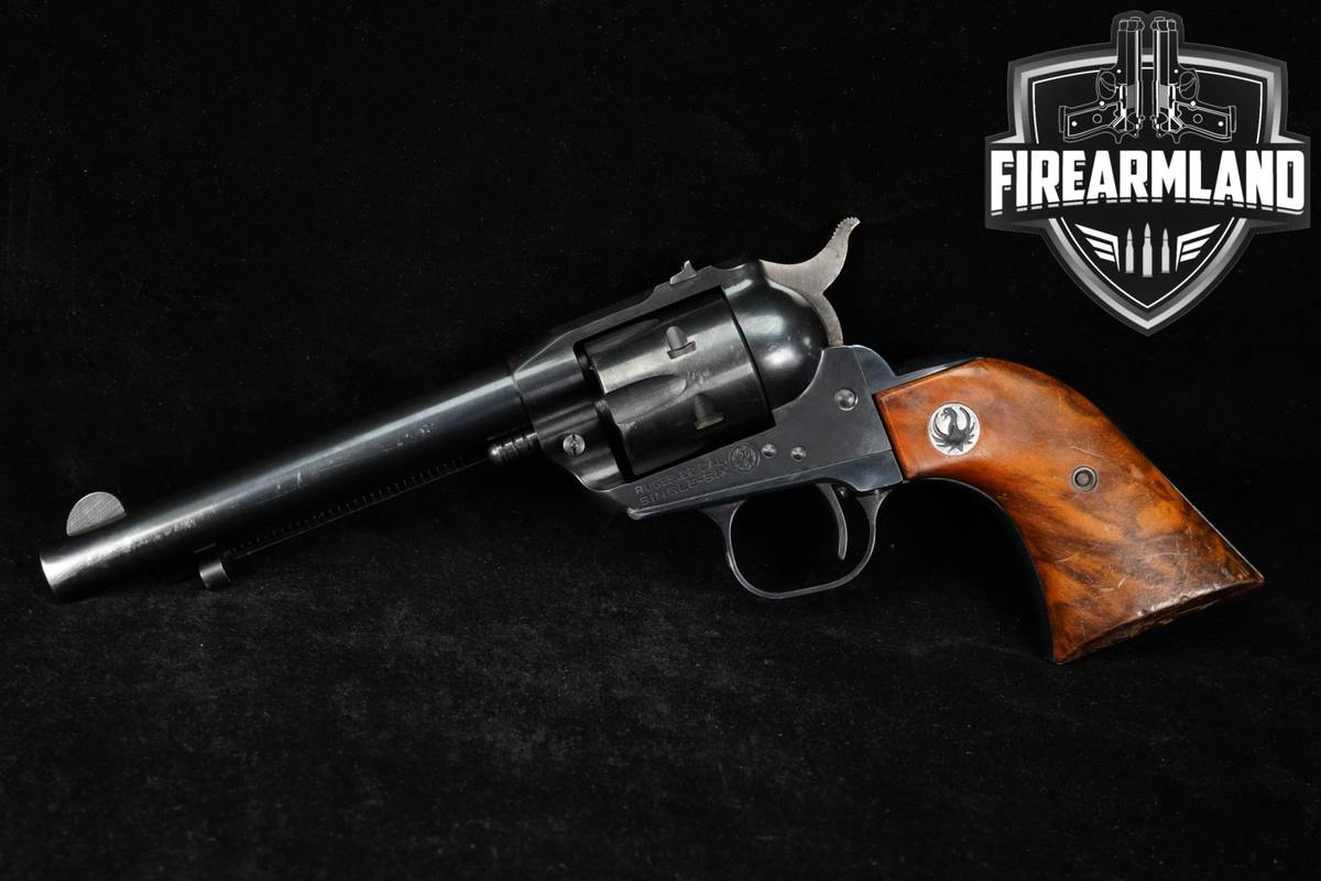 1961 Ruger Single-Six Old Model 3-Screw Adjustable-Sight Flat-Top