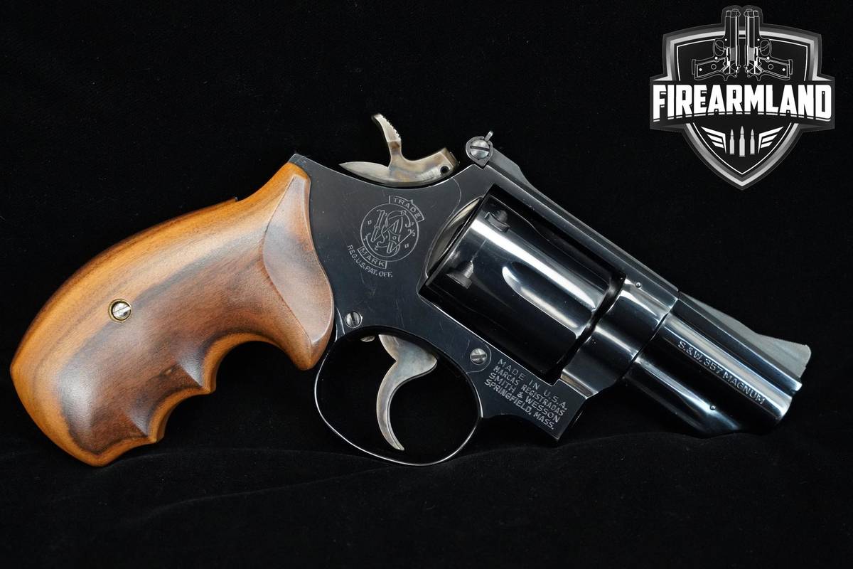 1972 Smith & Wesson (S&W) 19-3 Combat Magnum 357 Magnum 2.5" S&W-19-3 DA/SA