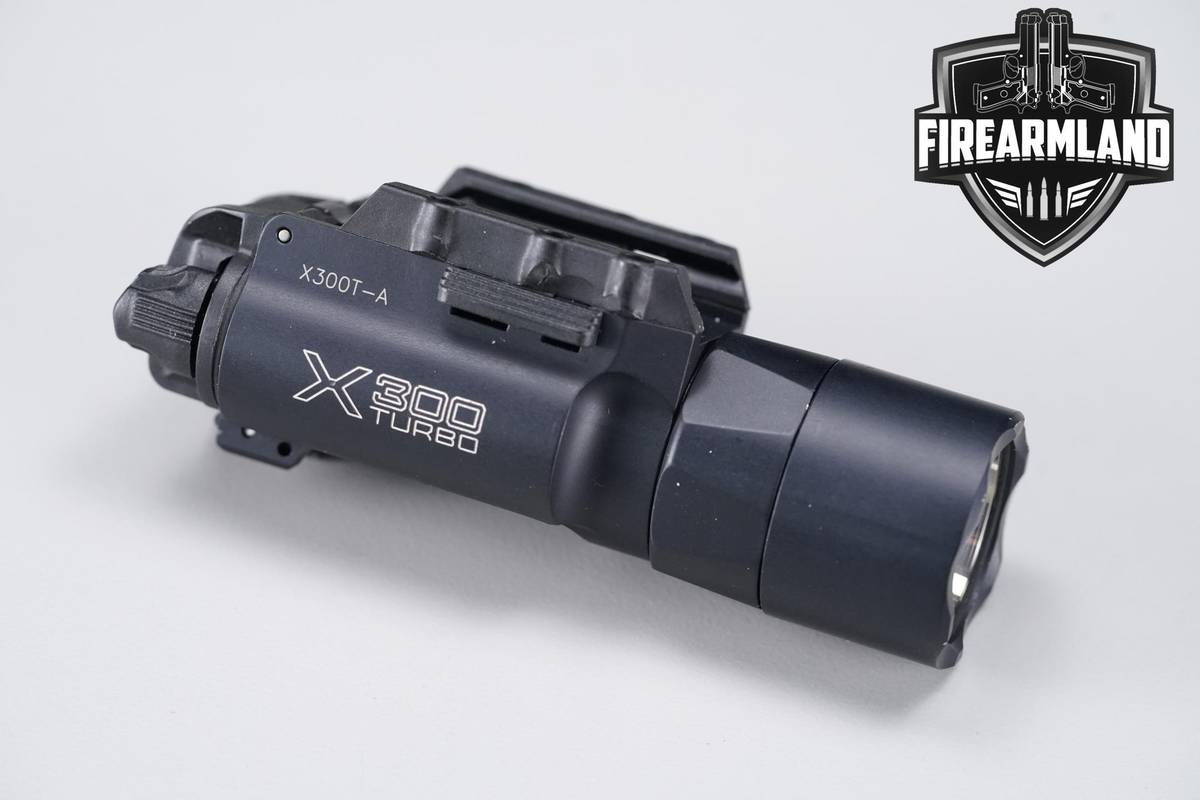 SureFire X300 Turbo 650 Lumens & 66,000 Candela X300T A
