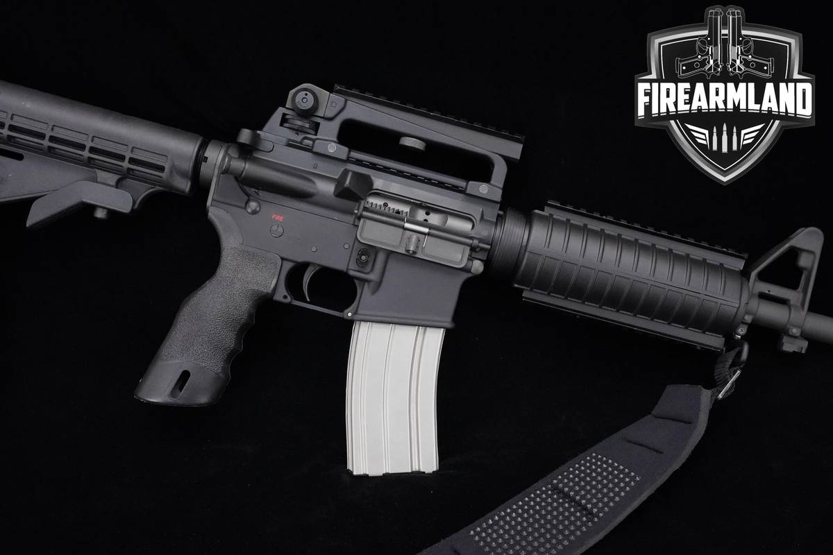 Bushmaster XM15-E2S 5.56 NATO AR-15 AR15 AR 16" Bushmaster-XM15-E2S +4 MAGS