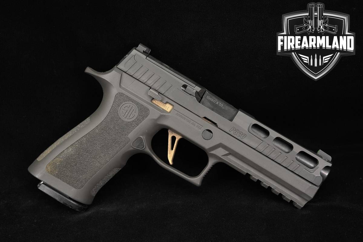 Sig Sauer P320 X-Series Full-Size 9mm 4.7" P 320 +2 MAGS & ORIG CASE