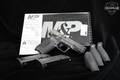 Smith & Wesson (S&W) M&P9 M2.0 9mm Luger Black in Excellent Condition Image 2