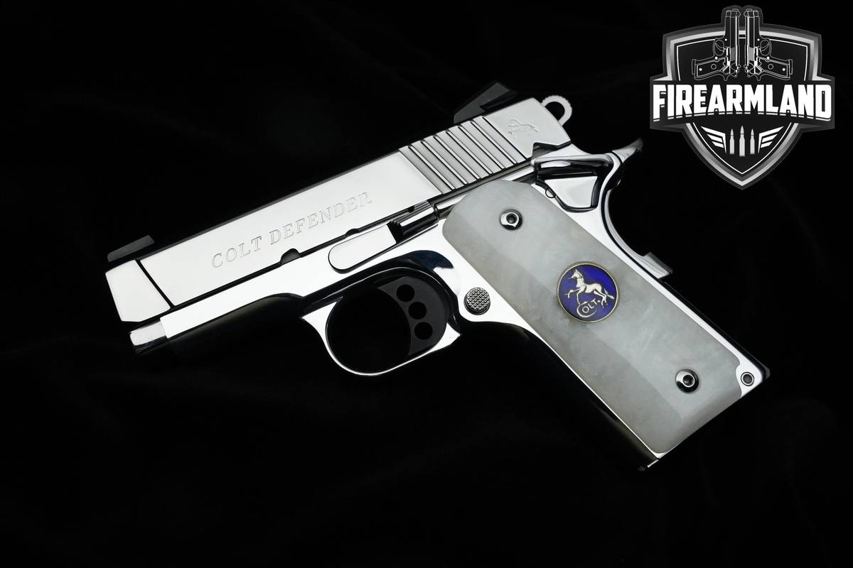 LIKE-NEW Colt Defender Lightweight 45 ACP 3" Defender Colt