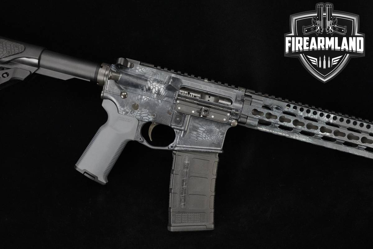 Daniel Defense DDM4-V11 5.56 NATO AR-15 AR15 AR Daniel-Defense-DDM4-V11