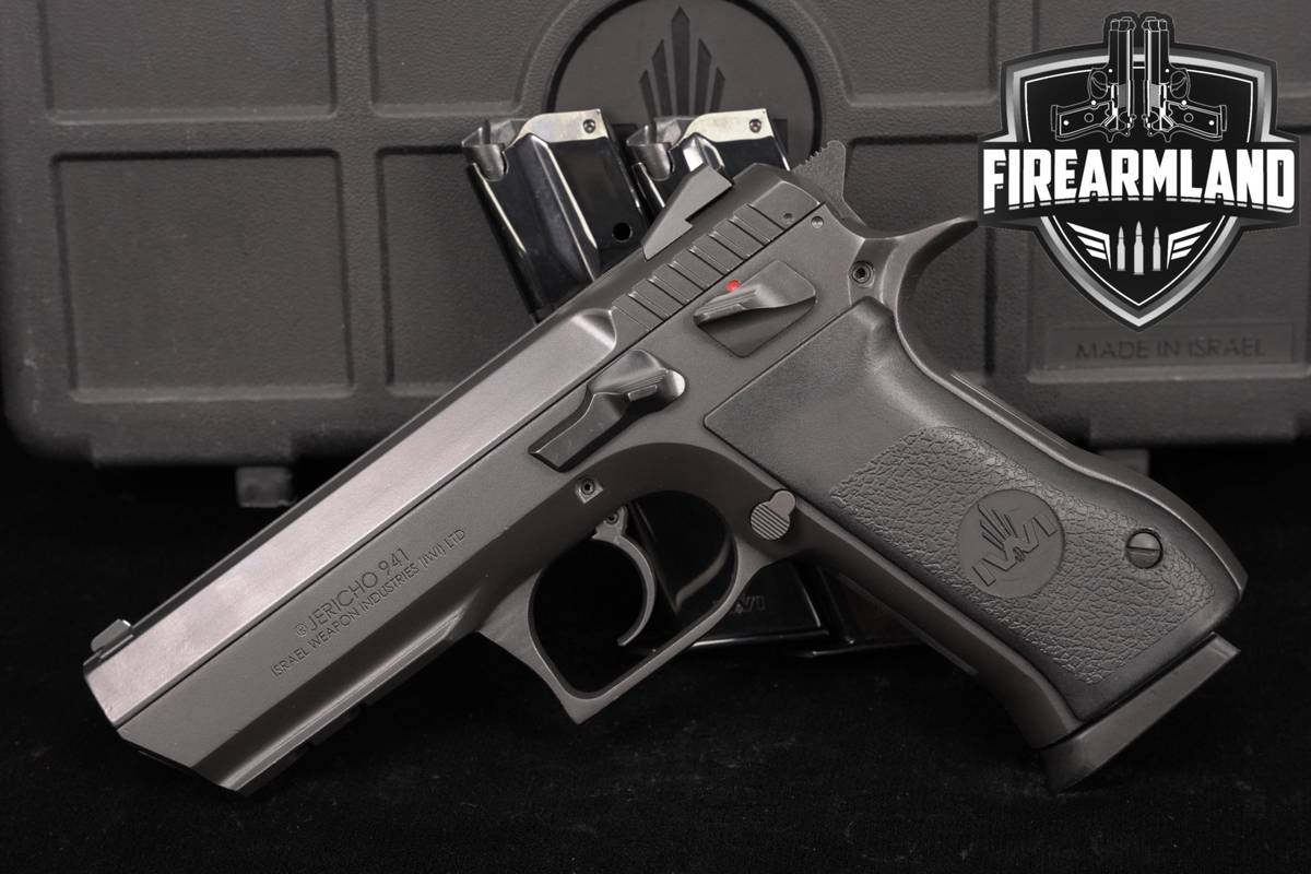 BABY EAGLE ISRAEL Weapon Industries Jericho 941 9mm +3 MAGS & ORIG CASE