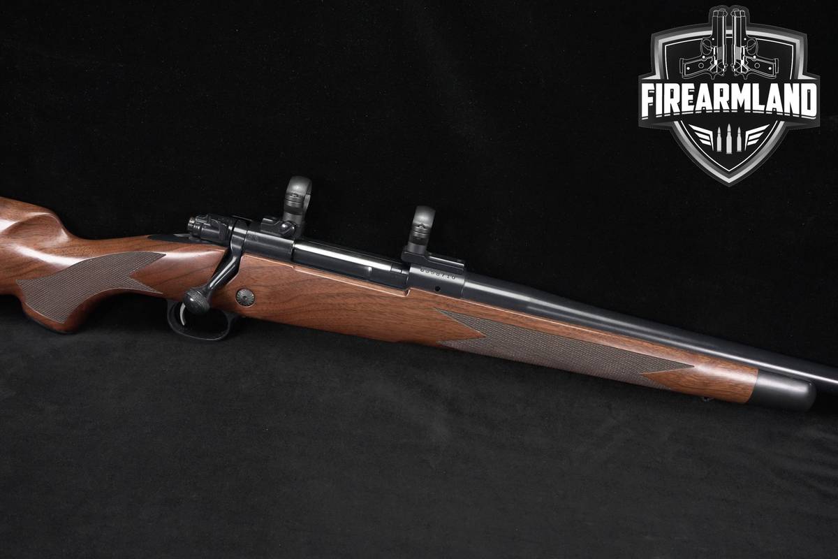 Winchester Model 70 Super Grade 300 Rem Ultra Magnum 26" Blued & Walnut