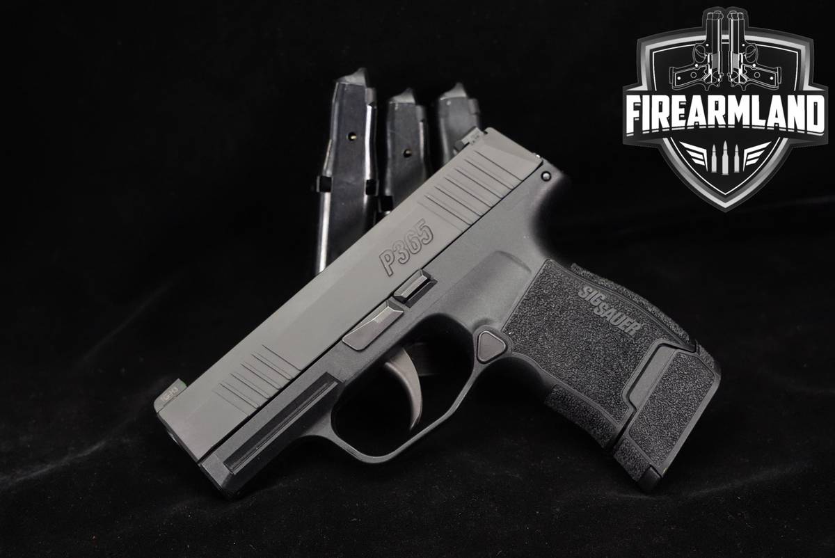 Sig Sauer P365 9mm 3.1" P-365 +4 MAGS