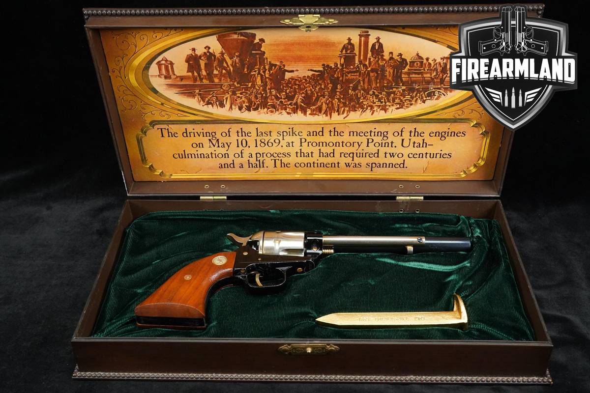 1969 Limited Edition Colt Single Action Frontier Scout 22LR 6" SAA +OG CASE