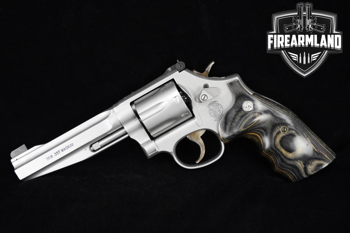 Smith & Wesson S&W Model 686-6 Pro Series 357 Magnum SW 686-6 +ORIG BOX