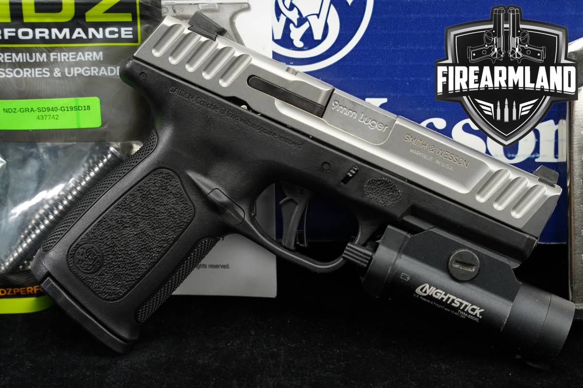 Smith & Wesson S&W SD9 2.0 9mm 4" Two-Tone Stainless SD 9 2 MAGS & ORIG BOX