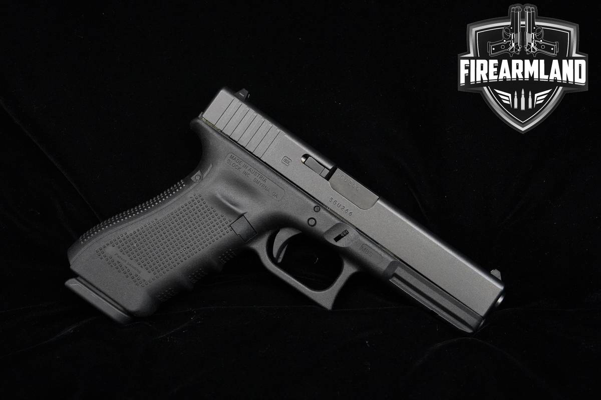 Glock 17 Gen4 9mm Glock G17 Gen-4 +3 MAGS & ORIG CASE