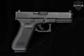 Glock G22 Gen5 .40 S&W Black in Excellent Condition Image 3