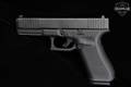 Glock G22 Gen5 .40 S&W Black in Excellent Condition Image 5
