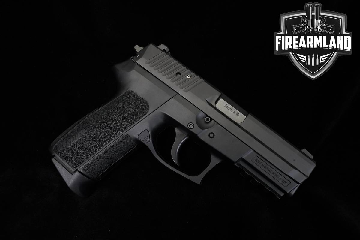 Sig Sauer SP2022 9mm 3.9" Nitron Sig-Sauer SP2022 SP-2022 2 MAGS & ORIG BOX
