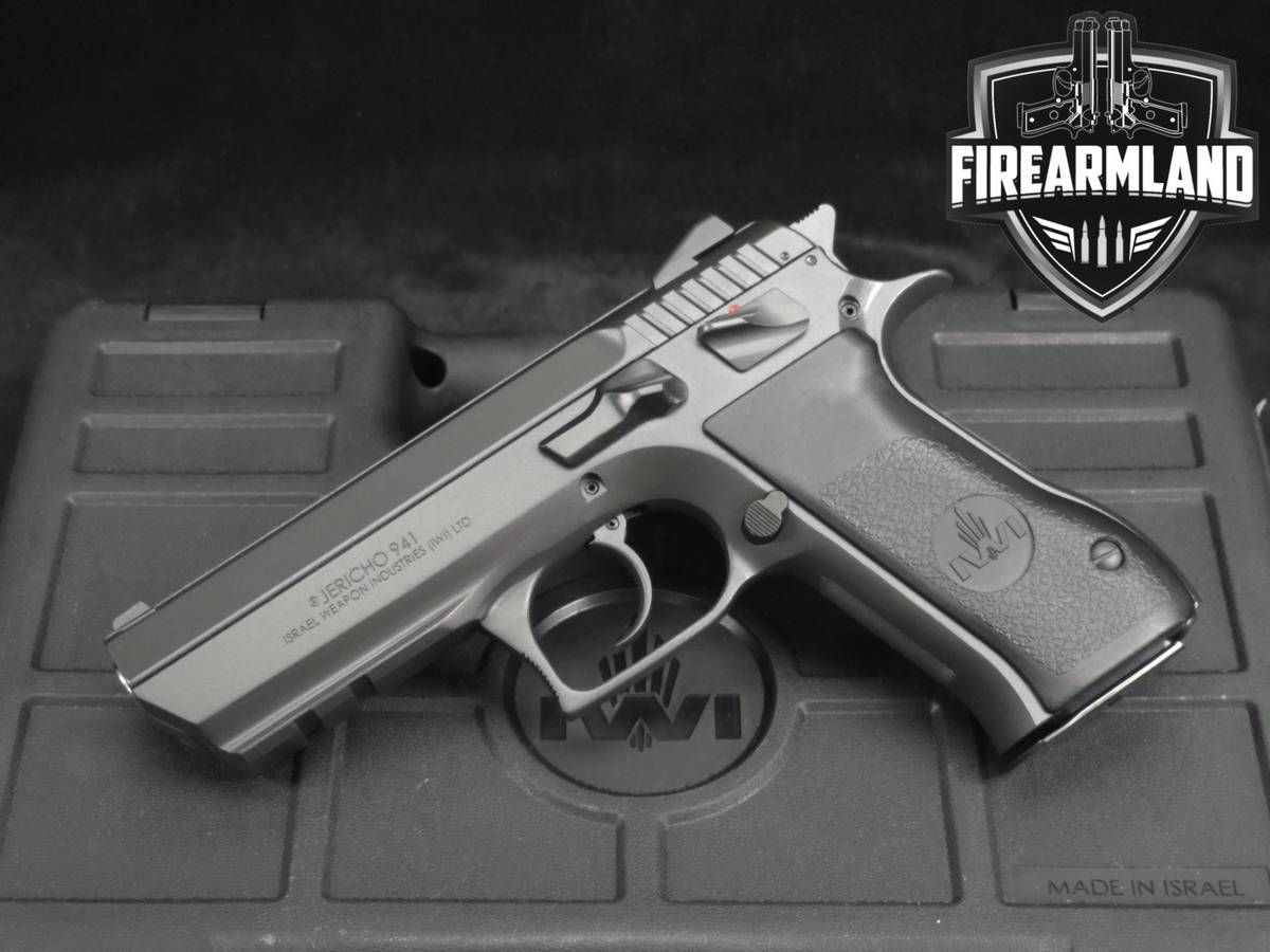 IWI Jericho 941 Full-Size Steel Frame 9mm 4.4" Black Nitride +ORIG CASE