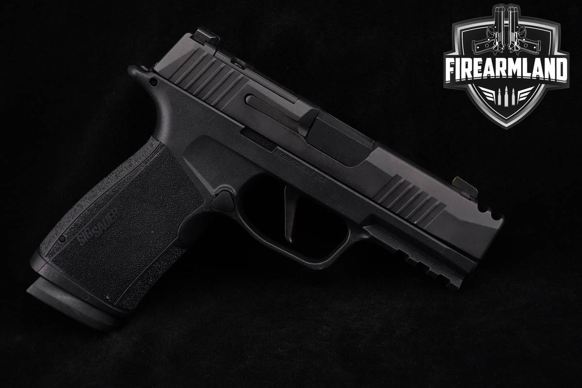DESIRED! Sig Sauer P365 XMACRO COMP 9mm 3.1" P-365 +3 MAGS & ORIG CASE