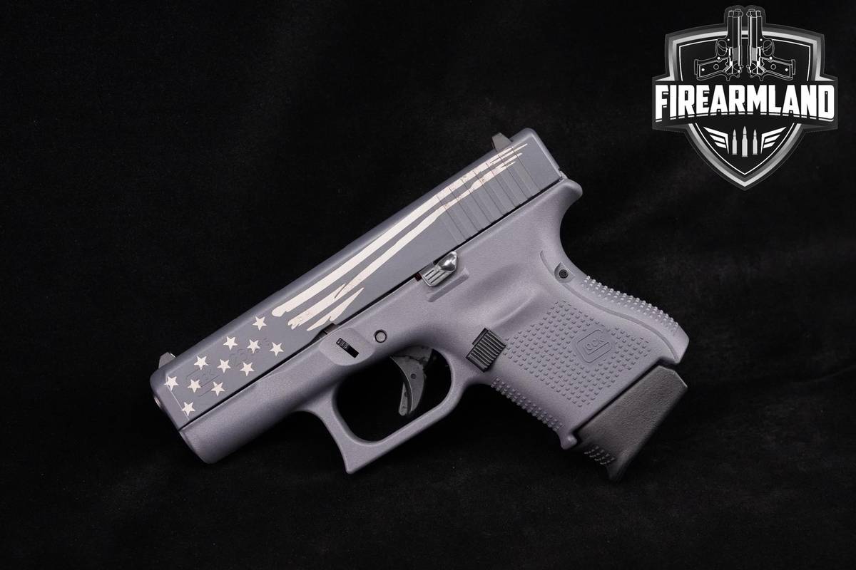 AMERICA! Glock 26 Gen5 9mm 3.43" G26 Distressed-Gray +3 MAGS & ORIG CASE
