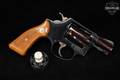 Smith & Wesson (S&W) Model 36 Chiefs Special .38 Spl. Blued & Walnut in Good Condition Image 2
