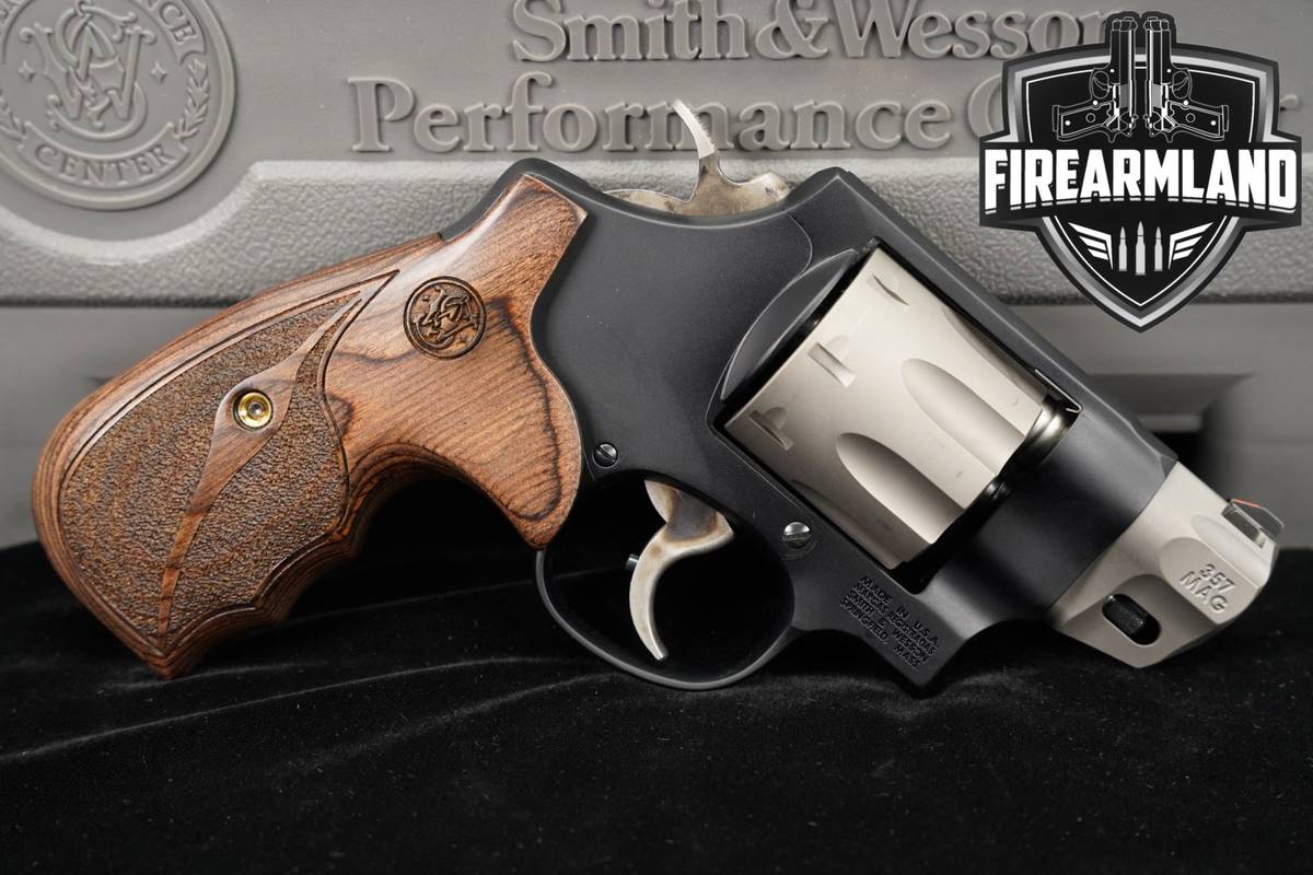 Smith & Wesson Model 327 Performance Center S&W 357 Mag 2" M327 +ORIG CASE