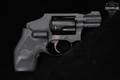 Smith & Wesson (S&W) M&P 340 Crimson Trace Lasergrips .357 Mag. Black in Very Good Condition Image 3