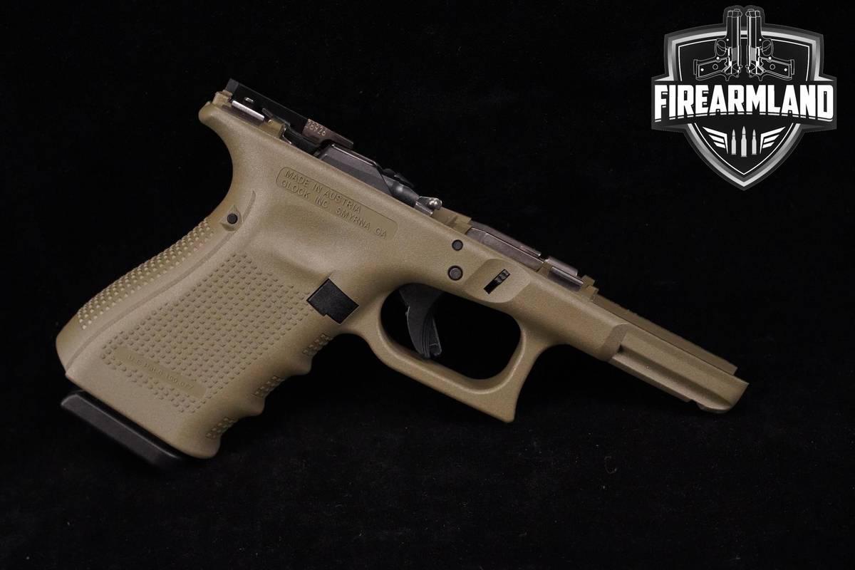 LIKE-NEW Glock 23 Gen4 .40 S&W Battlefield Green G23 Gen-4