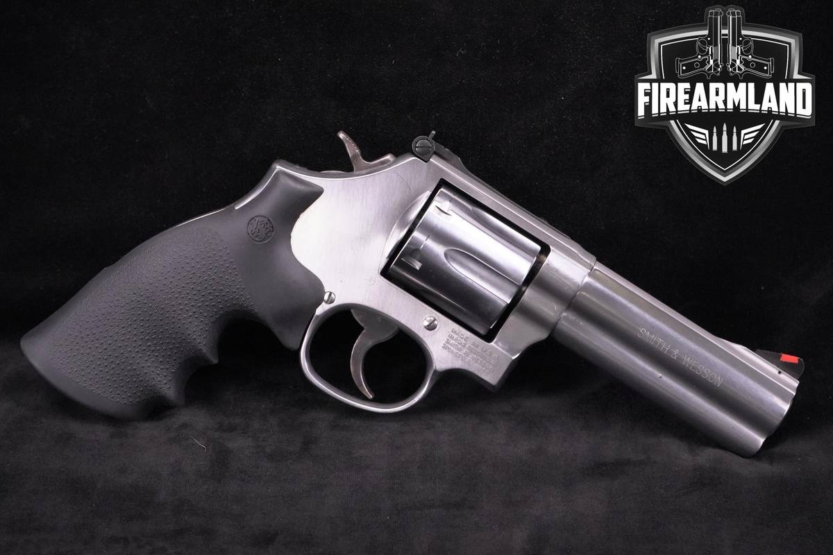 2000-2001 Smith & Wesson S&W Model 686-6 L-Frame 357 Magnum 4.0"