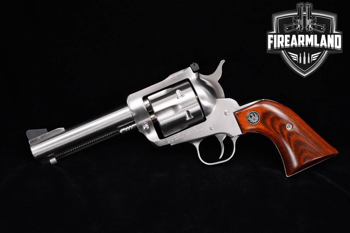 Ruger New Model Blackhawk 357 Magnum 4.62" Satin Stainless Ruger +ORIG CASE