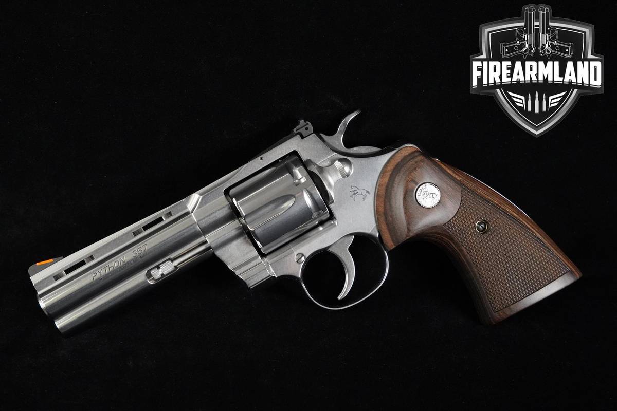 SNAKE-GUN Colt Python 357-Magnum 4.25" Stainless Colt-Python OG-CASE