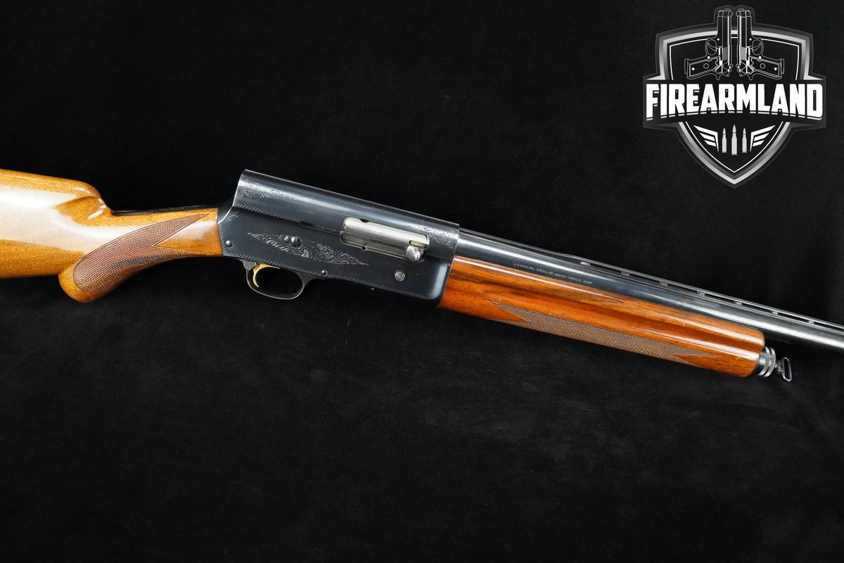 VINTAGE 1965 Browning Auto-5 Light Twelve 12-Gauge 27.5" Blued Browning