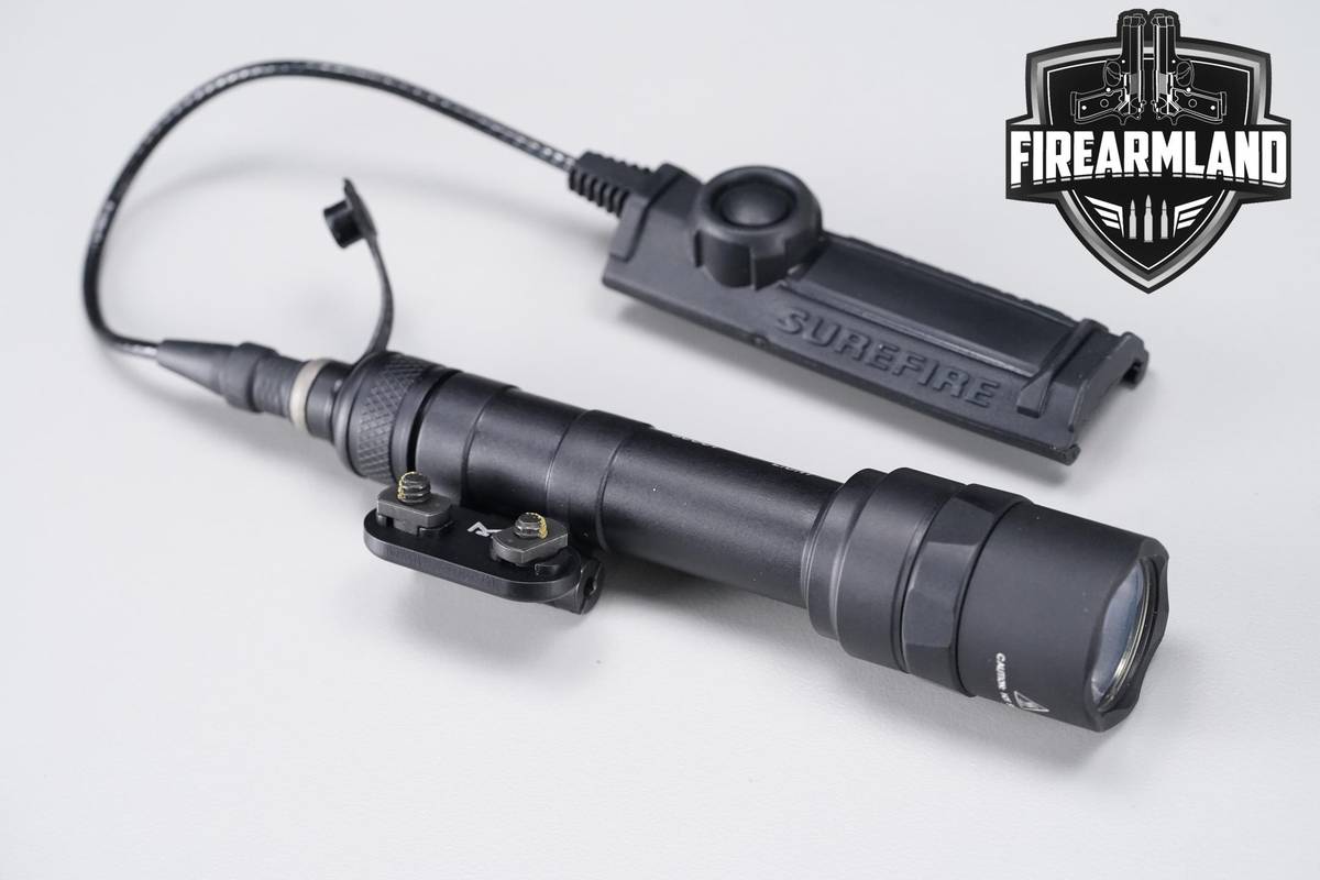 SureFire Scout Light 1000 Lumens M600U KE2-B Weapon Light