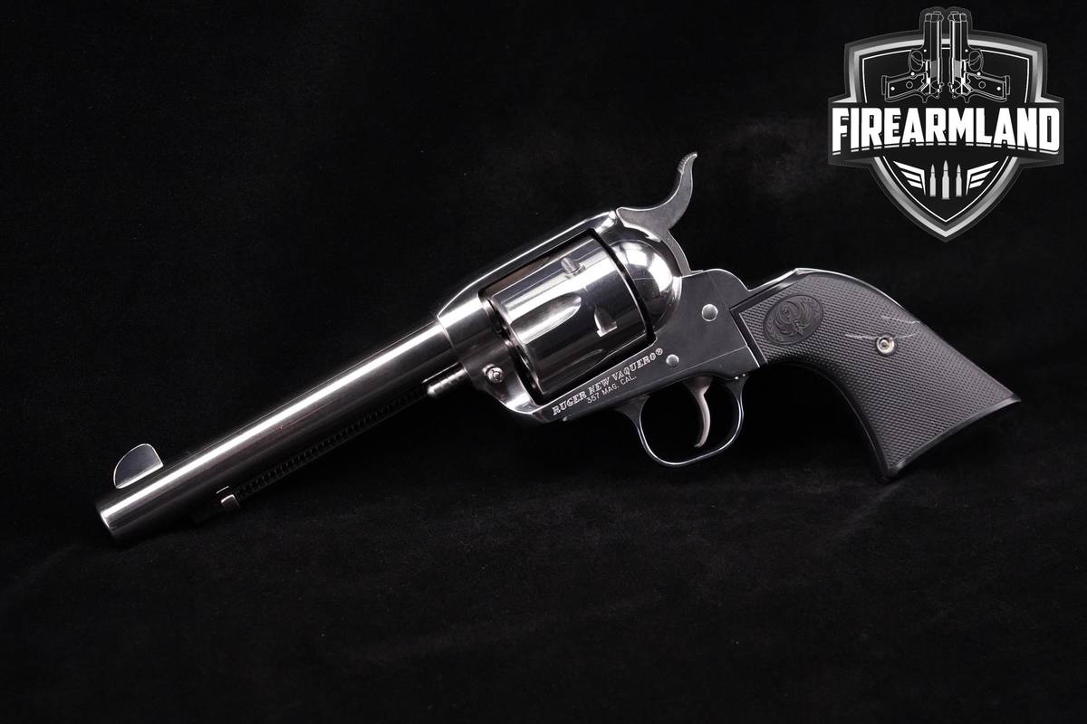 LIKE-NEW Ruger New Vaquero 357 Magnum 5.5" High-Polish Stainless