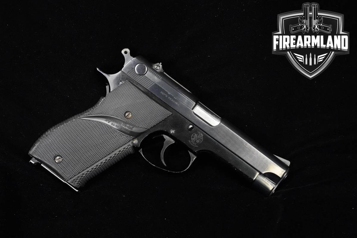 EARLY 4-DIGIT! 1957 Smith & Wesson (S&W) Model 39 9mm 4" Blued 39 +2 MAGS