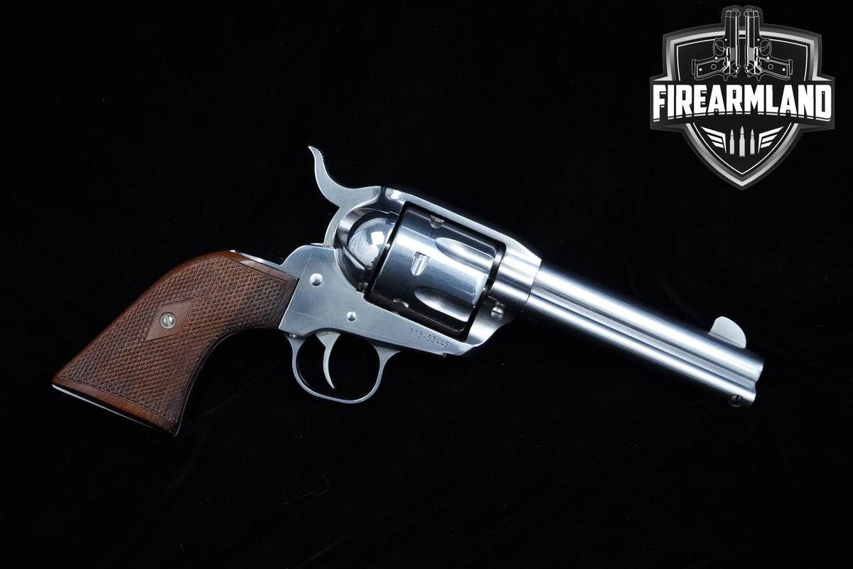 Ruger New Vaquero 357 Magnum 4.62" High Gloss Stainless Ruger +ORIG CASE