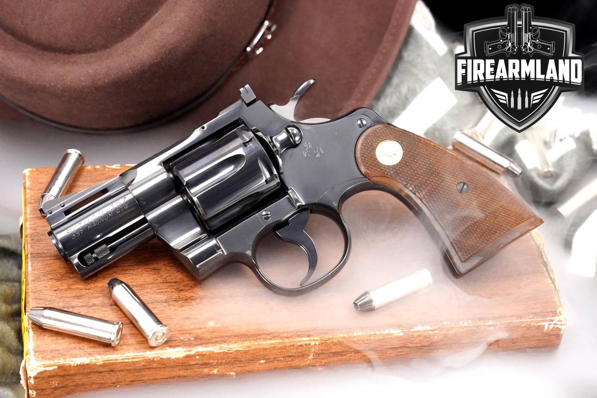 MINTY-GEM! 1966 Colt Python 357-Magnum 2.5" Blued Colt-Python +ORIG BOX