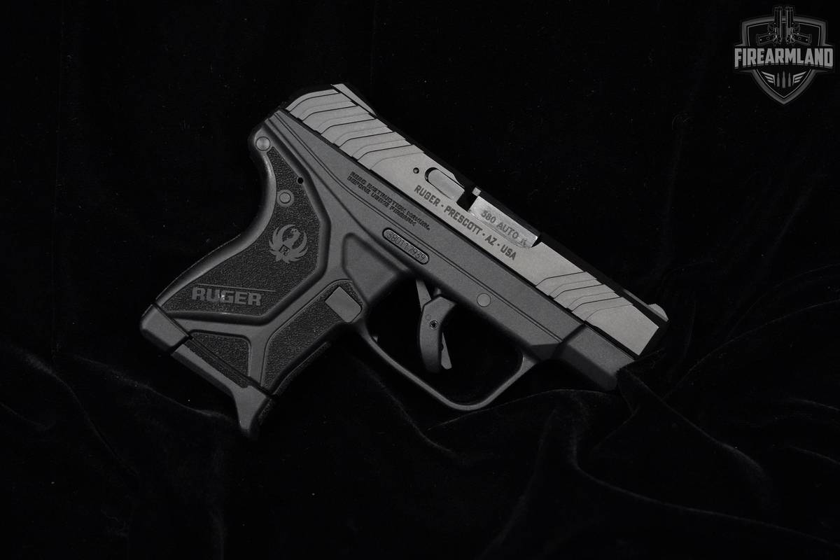 Ruger LCP II 380 ACP 2.75" Ruger LCP-2 +3 MAGS & HOLSTER