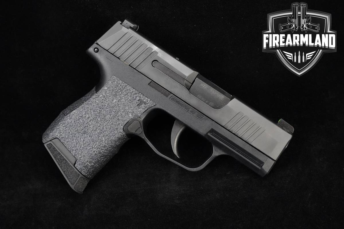 LIKE-NEW Sig Sauer P365 9mm P365 P-365 +2 MAGS