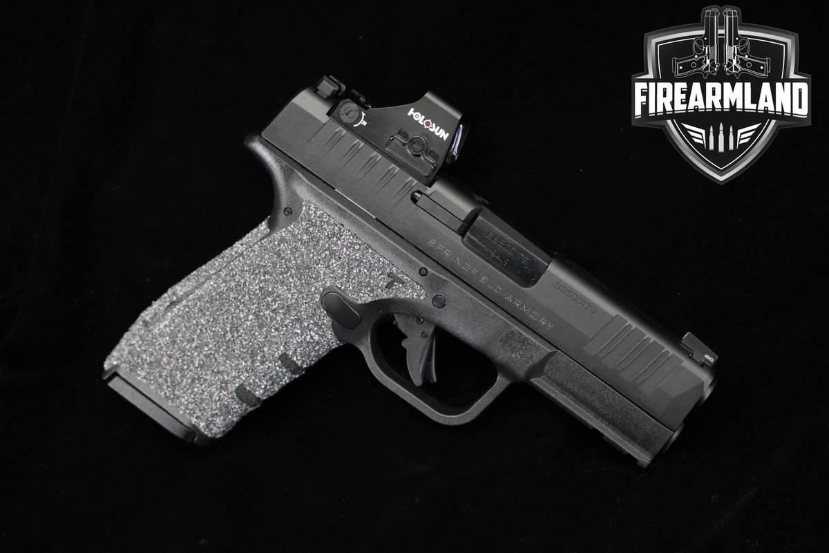 Springfield Armory Hellcat Pro OSP 9mm 3.7" Hellcat 3MAGS, ORIG BOX & OPTIC