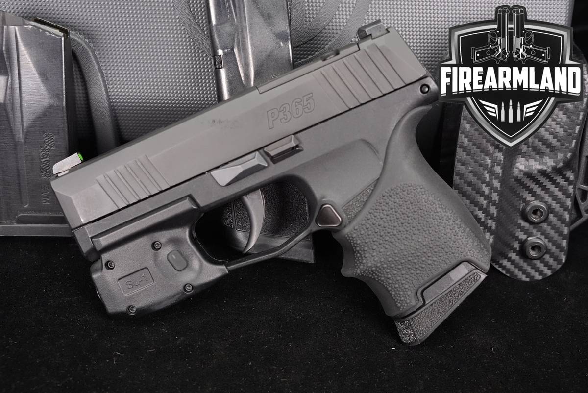 Sig Sauer P365 9mm 3.1 P 365 +3 MAGS, ORIG BOX, LIGHT, HOLSTER