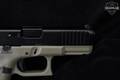 Glock 19 Gen5 9mm Luger Two-Tone in Excellent Condition Image 5
