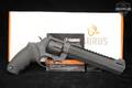 Taurus Raging Hunter .44 Magnum .44 Rem Magnum Black in Very Good Condition Image 2