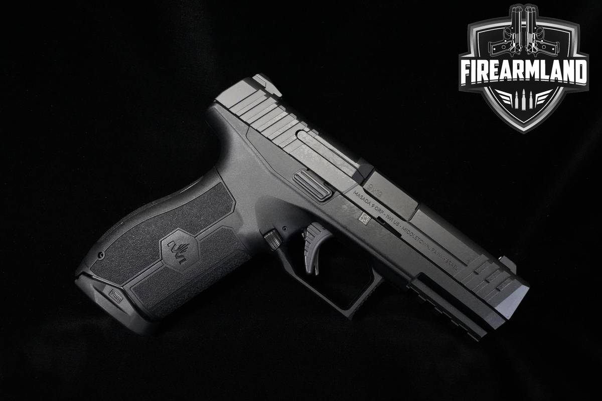 IWI Masada ORP 9mm 4.1" IWI +2 MAGS & ORIG BOX