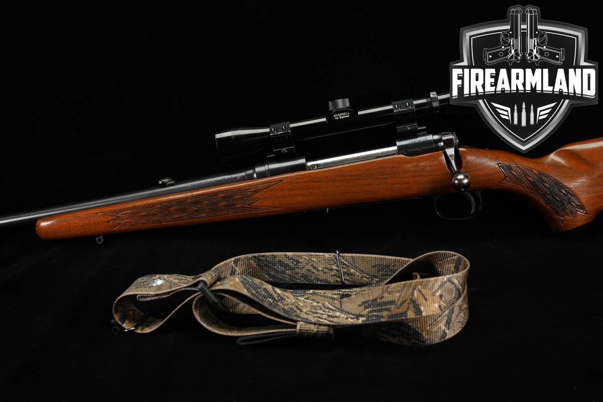 LEFT-HAND Savage Arms Model 110 DL Deluxe Series J 7mm Rem Magnum M110