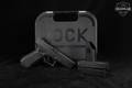 Glock 22 Gen4 .40 S&W Black in Good Condition Image 2