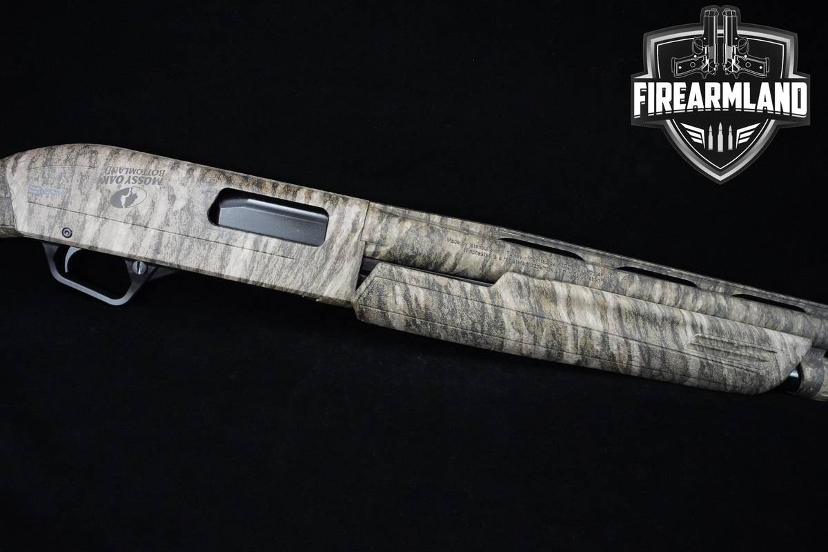 Winchester SXP Waterfowl Hunter 12-Gauge 26.4" Camo Winchester Super-X-Pump