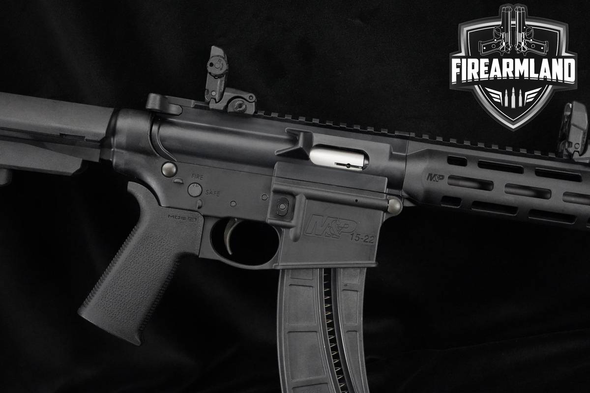 Smith & Wesson (S&W) M&P15-22P 22LR AR-15 AR15 AR-Pistol 8" S&W M&P-15-22