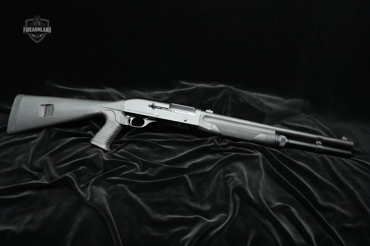 Benelli M1 Super 90 12ga Benelli Super 12ga M1 90 Shotgun 12 gauge Shotgun