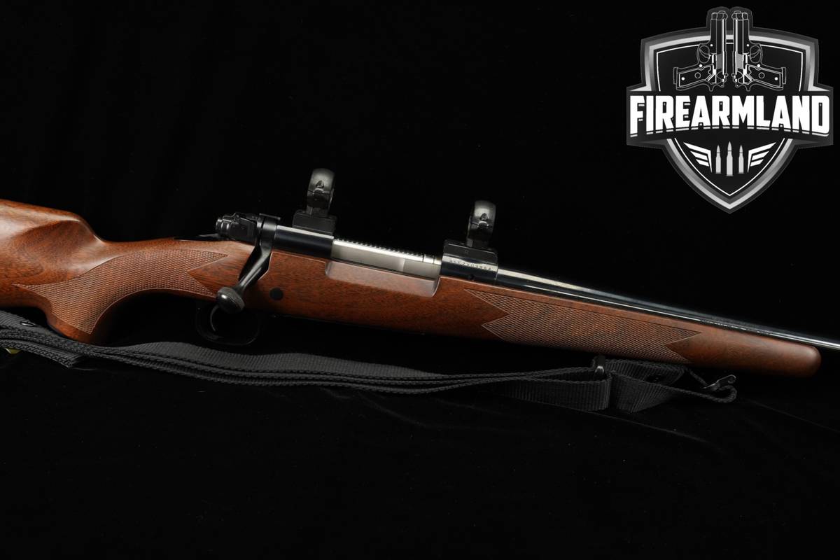 1981-1991 Winchester Model 70 Sporter 30-06 24 Blued & Walnut M70