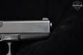 Glock 22 Gen2 .40 S&W Black in Good Condition Image 4