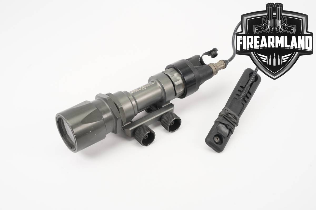 SureFire M961 Millennium Universal Weaponlight 125 Luumens Weapon Light