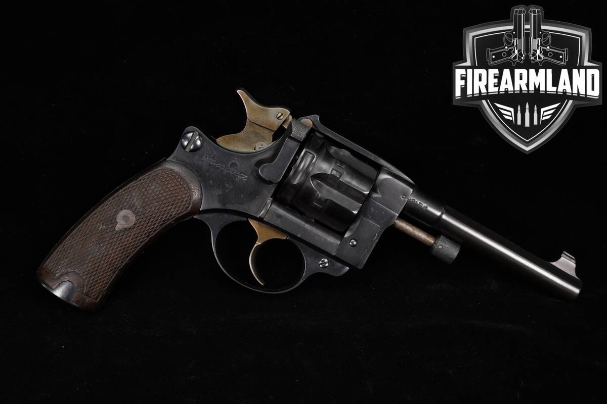 Française d'Armes Et Cycles MANUFRANCE Modèle 1892 4.5" Blued DA/SA